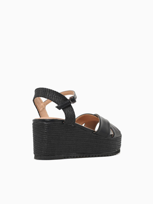 Saona Black Smooth