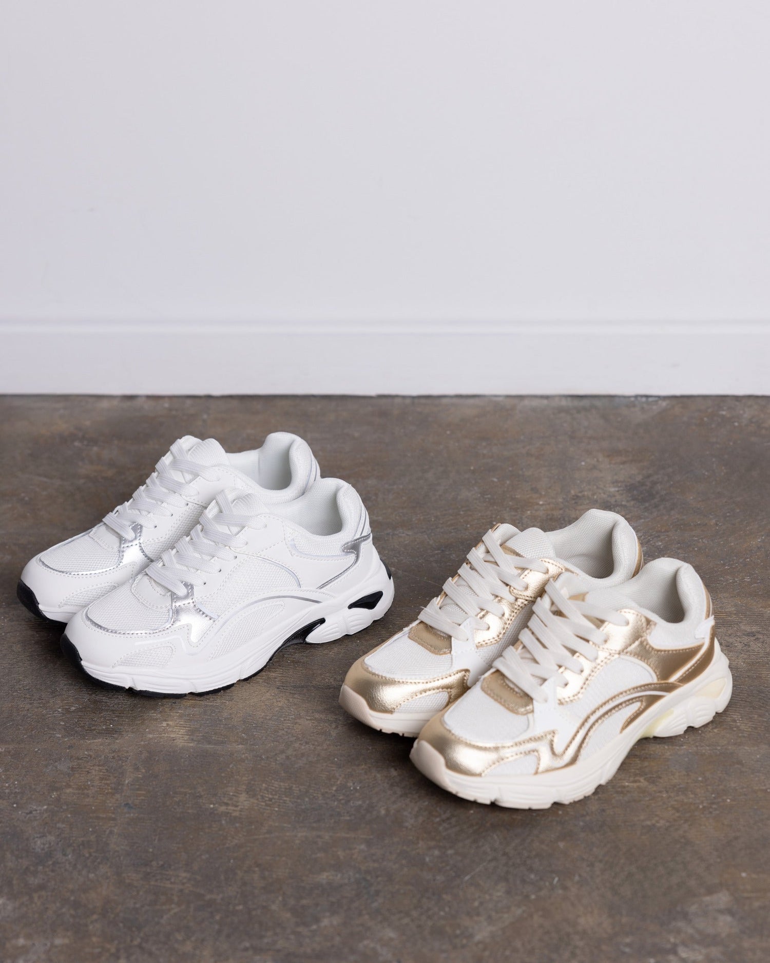 Tais Off White Gold textile