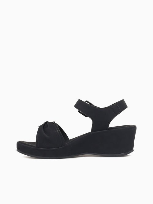 Soraia Black Smooth