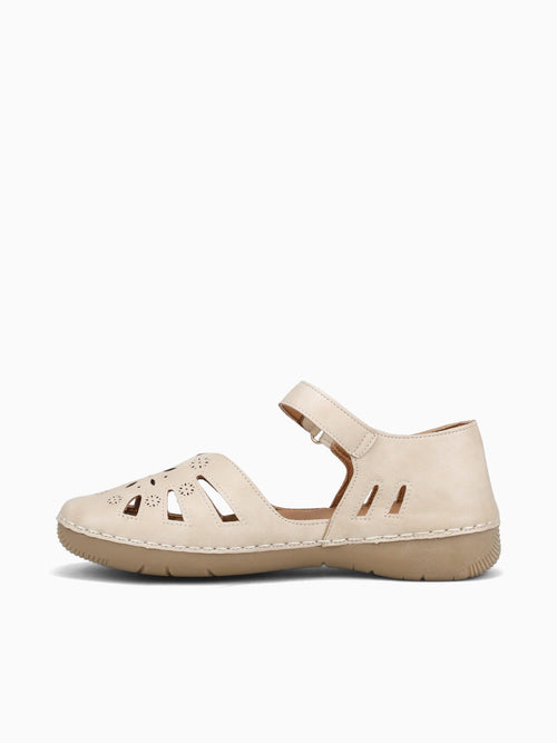 Cornelia Beige Smooth Beige / 5 / M