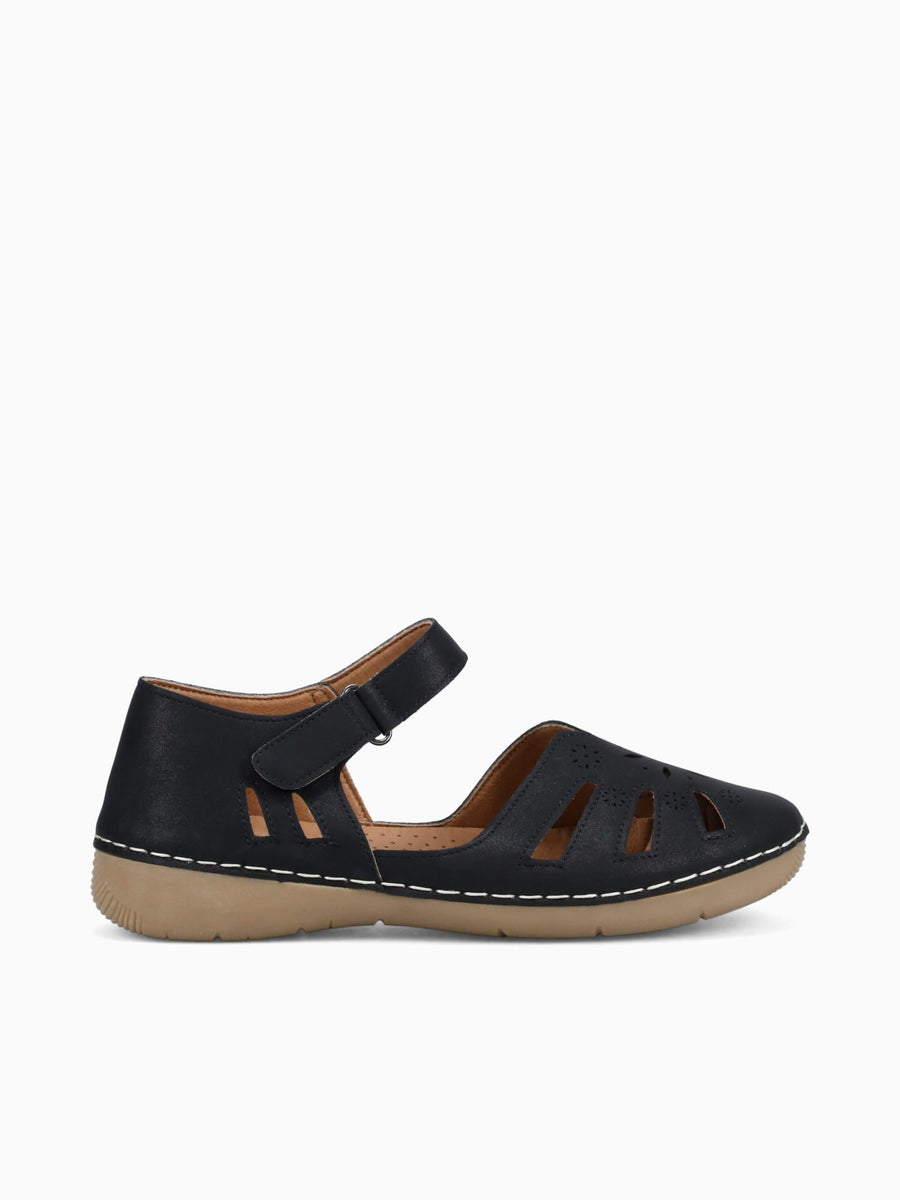 Cornelia Black Smooth Black / 5 / M