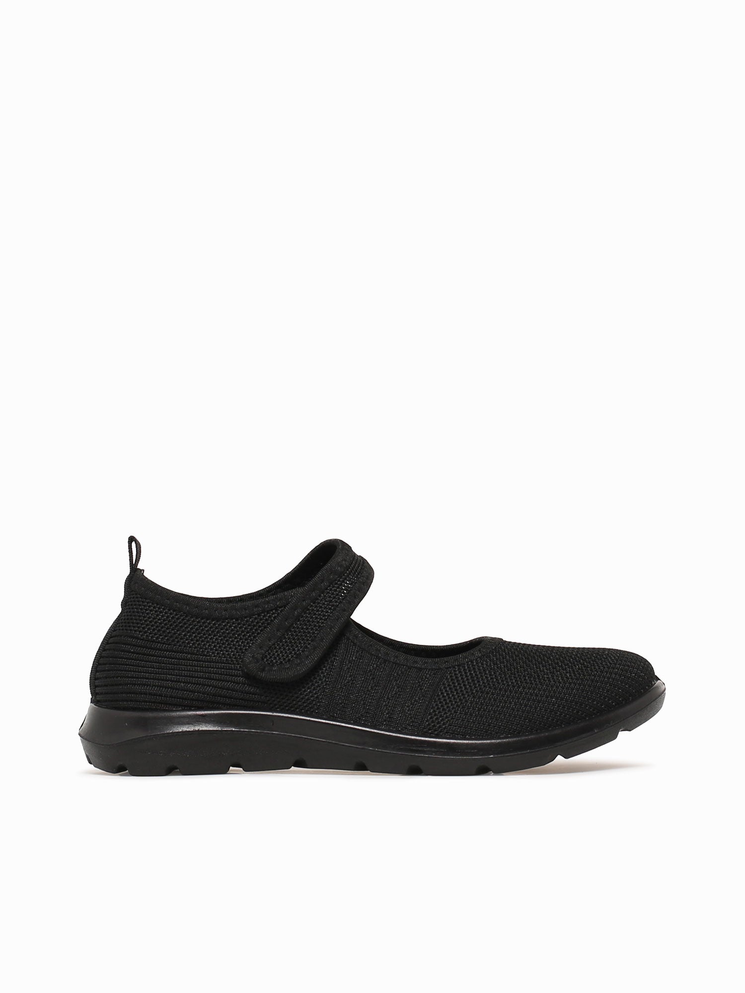 Gena Black Knit Black / 5 / M