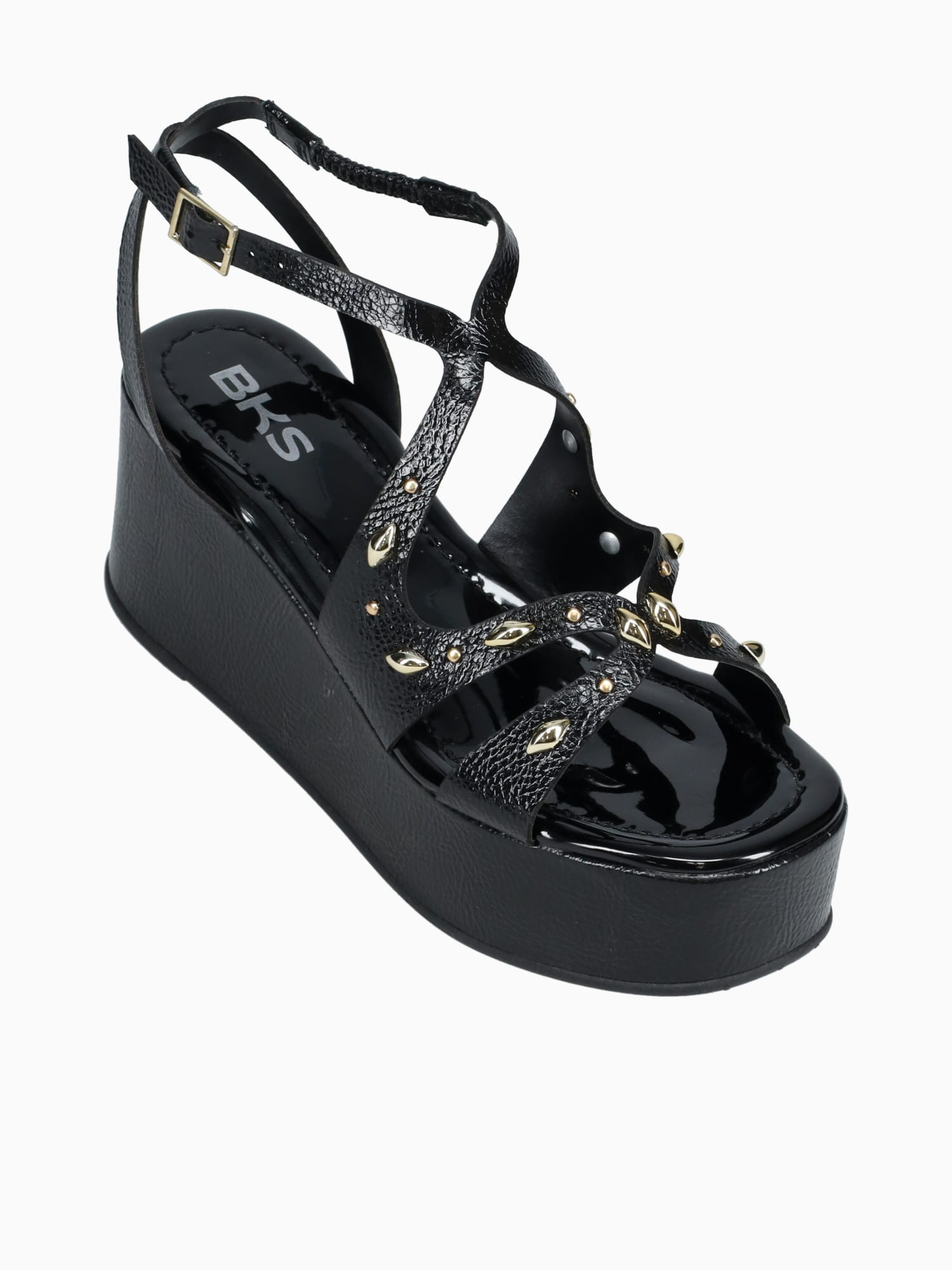 Ruby Preto Verniz Molhad