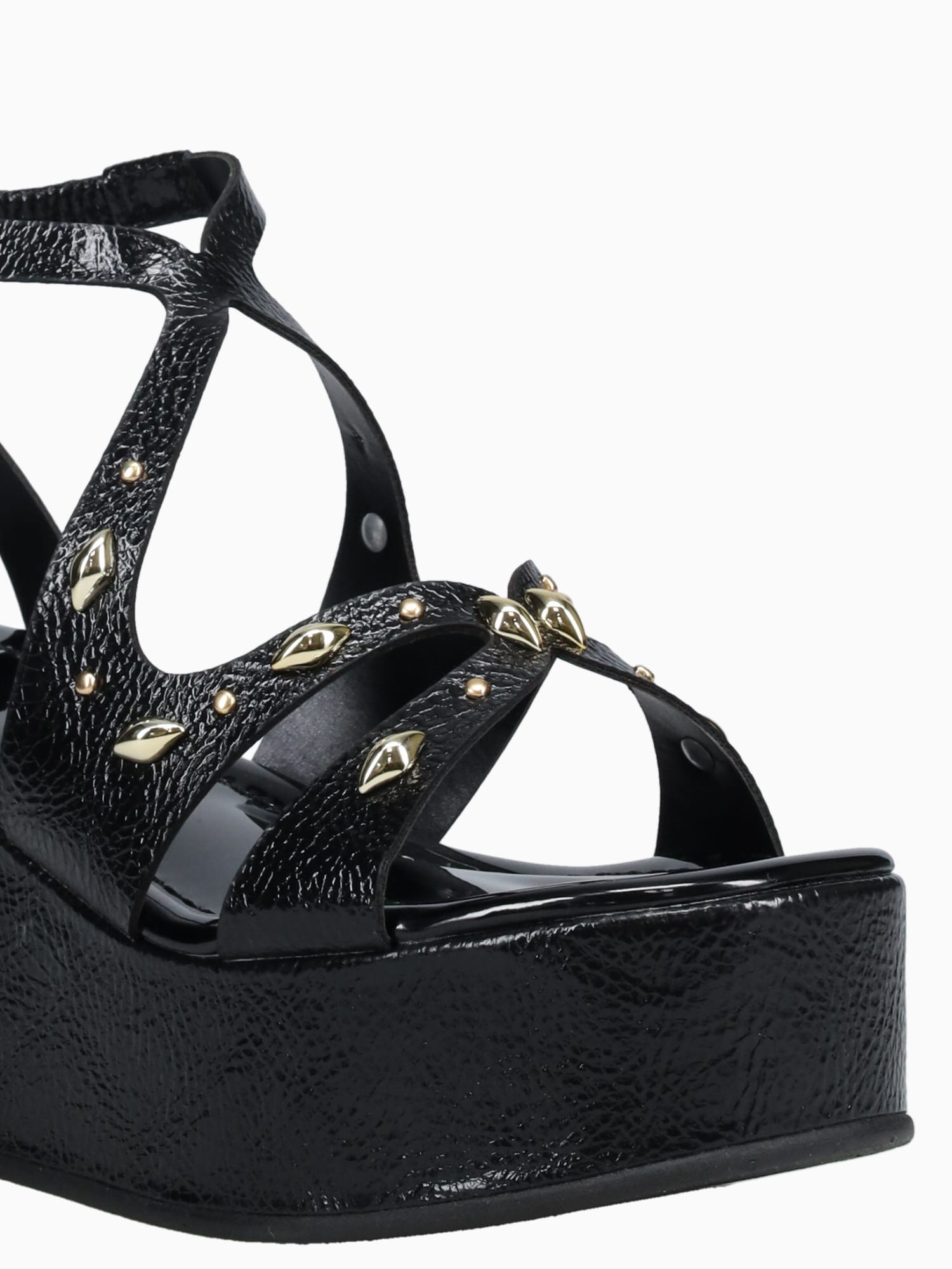 Ruby Preto Verniz Molhad