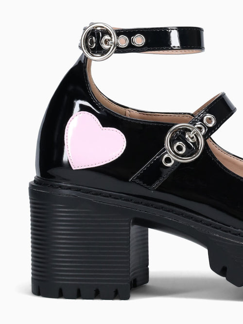 Wednesday Black Smooth Black / 5 / M