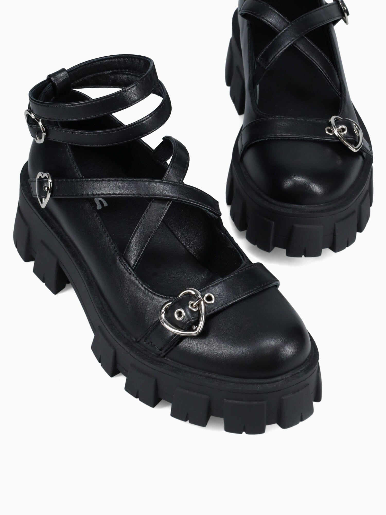 Lenore Black Smooth Black / 5 / M