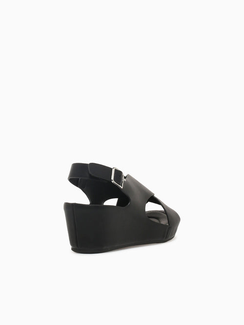 Piera Black Smooth Black / 5 / M