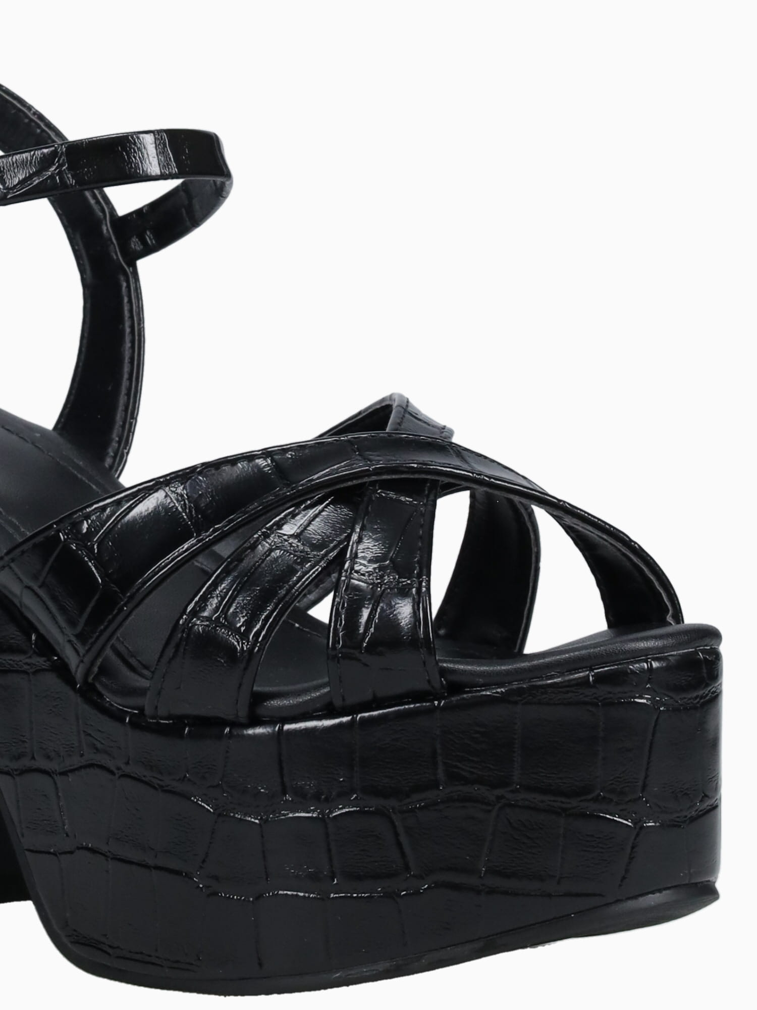 Elara Preto Croco