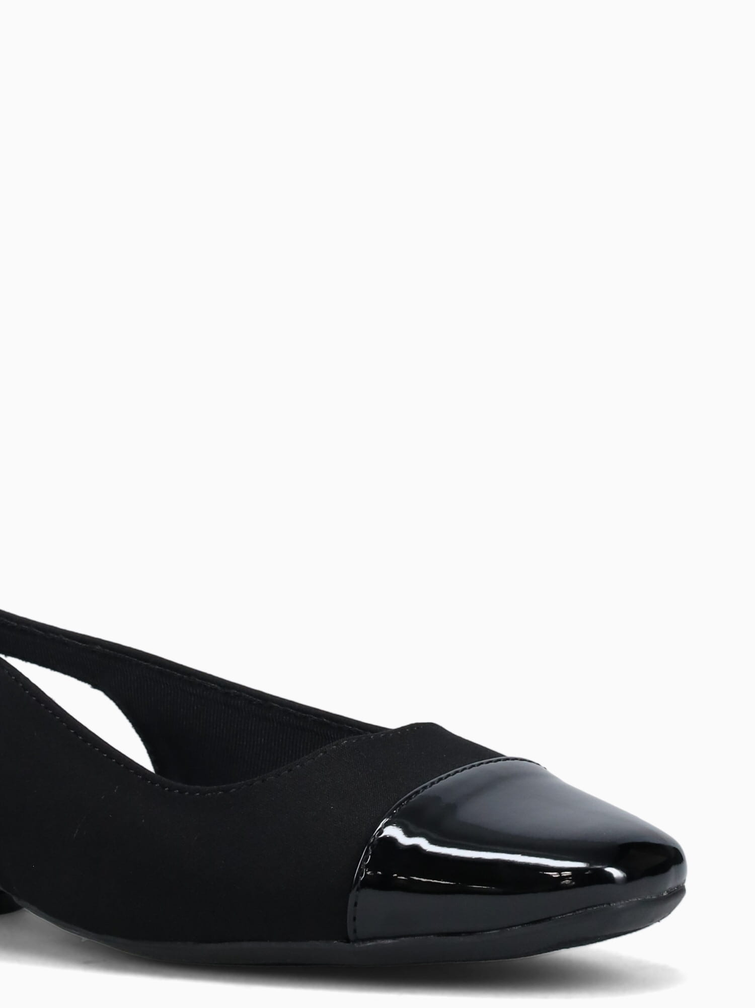 Anne Black   black smooth patent Black / 5 / M