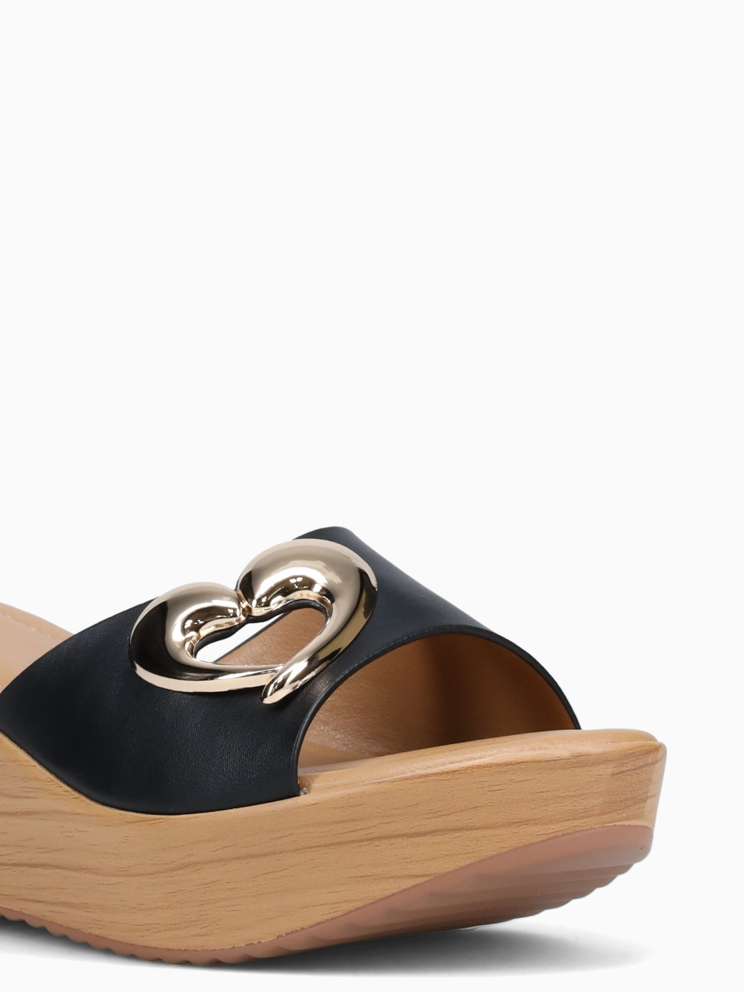 Zinnia Black Smooth Blue / 5 / M