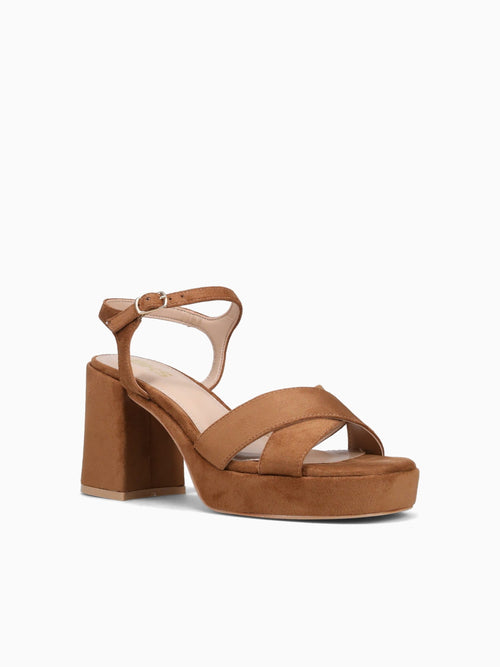 Elizabeth Camel Suede Tan / 5 / M