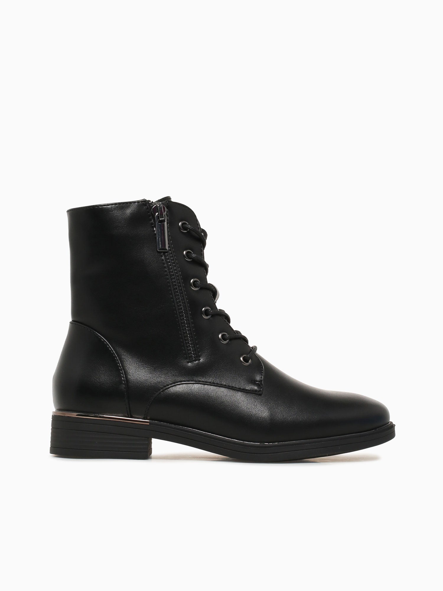 Lunar Black Smoth Black / 5 / M