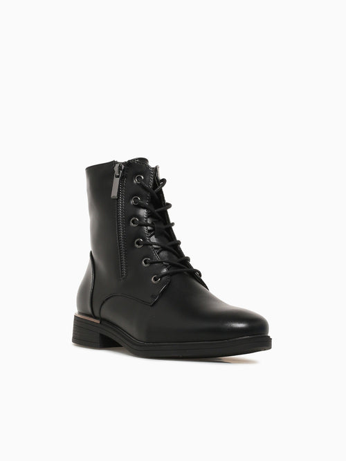 Lunar Black Smoth Black / 5 / M