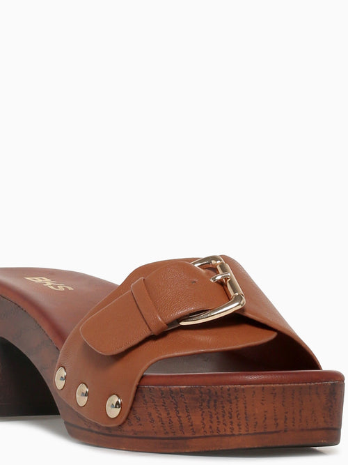 Casiola Brown Smooth Brown / 5 / M