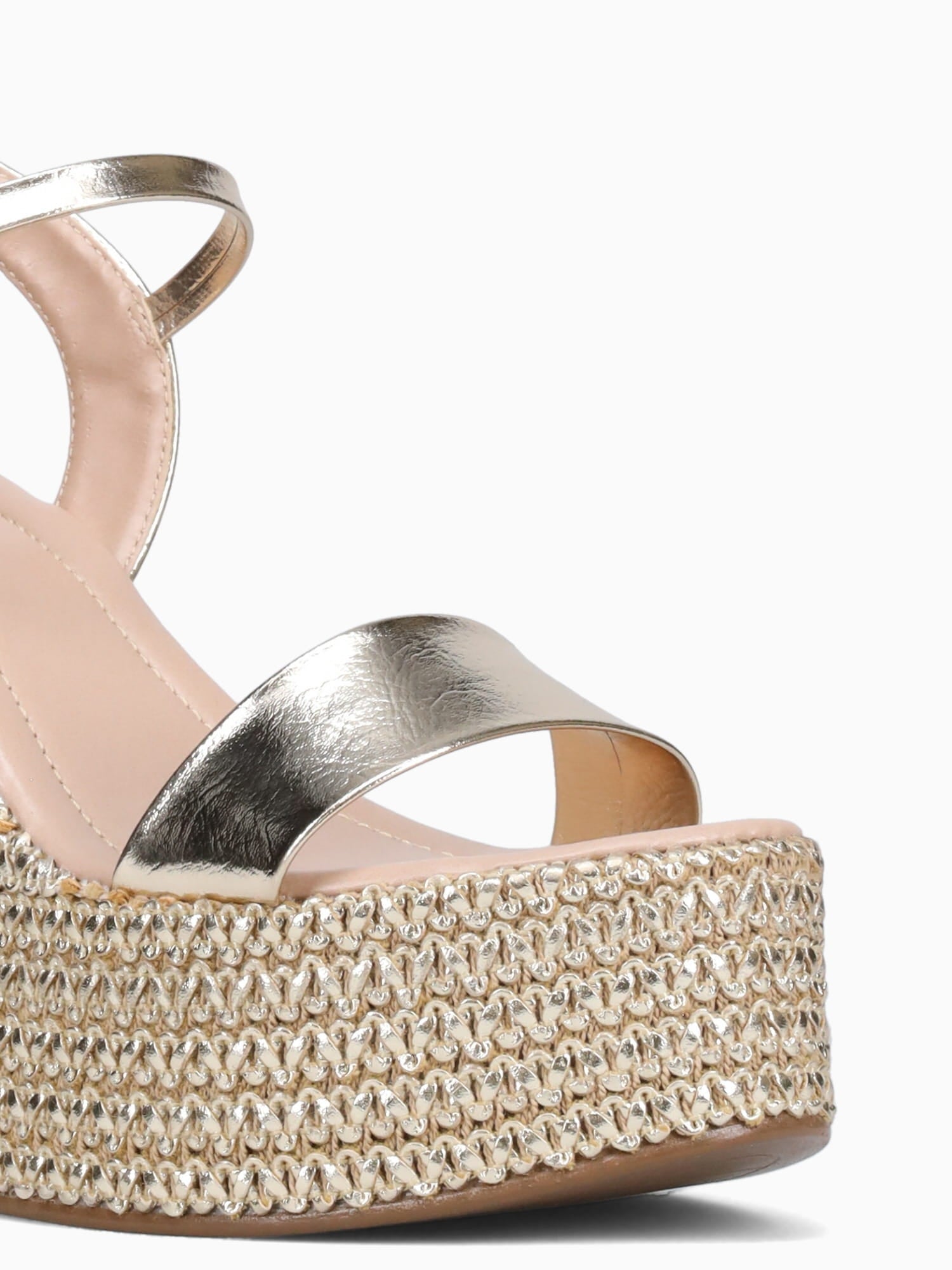Zane Ouro Metallic Gold / 5 / M
