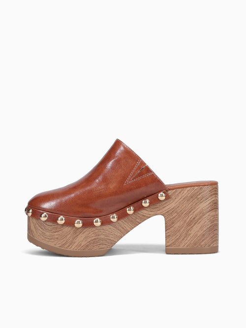 Liria Tan Smooth Tan / 5 / M