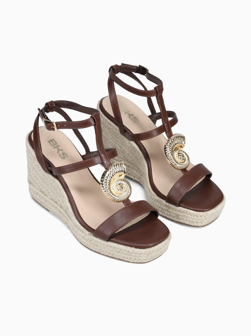 Arielle Brown Smooth Brown / 5 / M