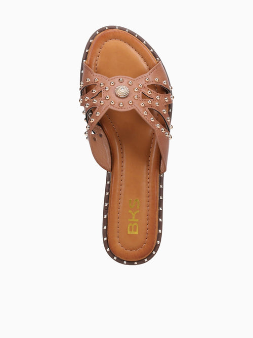 Maxine Brown Smooth Brown / 5 / M