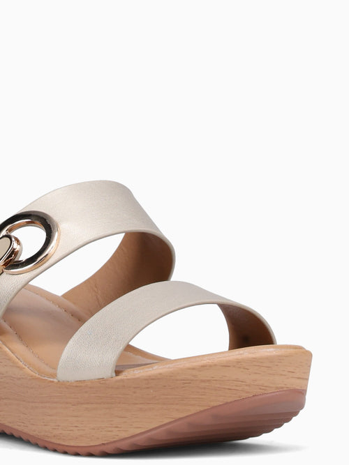 Leslie Gold Metallic Gold / 5 / M