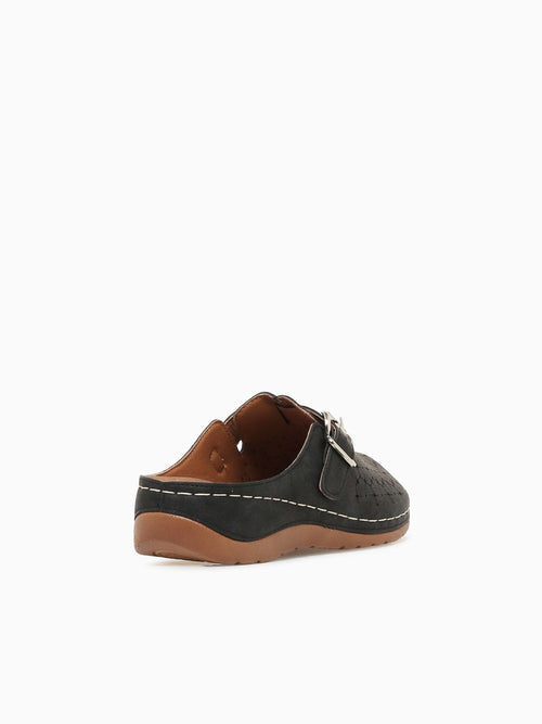 Hilda Black Smooth Black / 5 / M