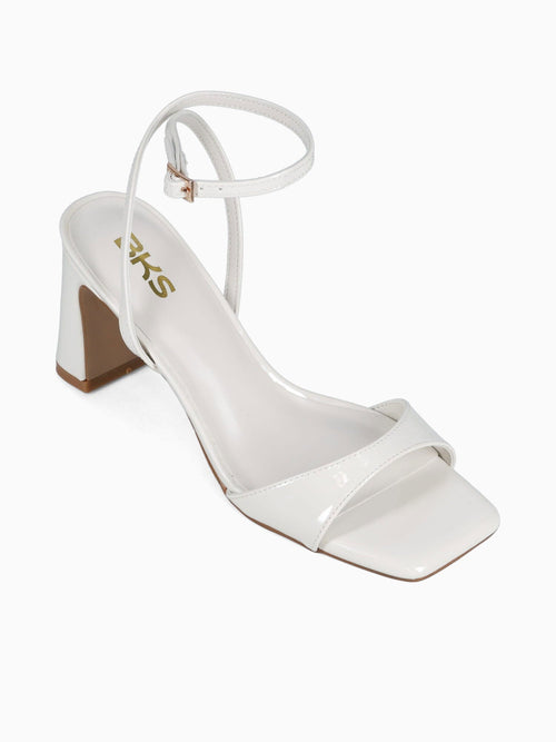 Anya Onyx Patent Off White / 5 / M