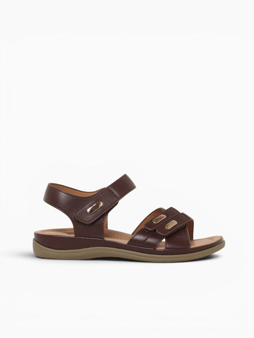 Diana Brown Smooth Brown / 5 / M