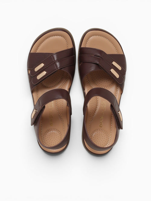Diana Brown Smooth Brown / 5 / M