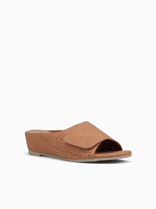Briella Brown Smooth Brown / 5 / M