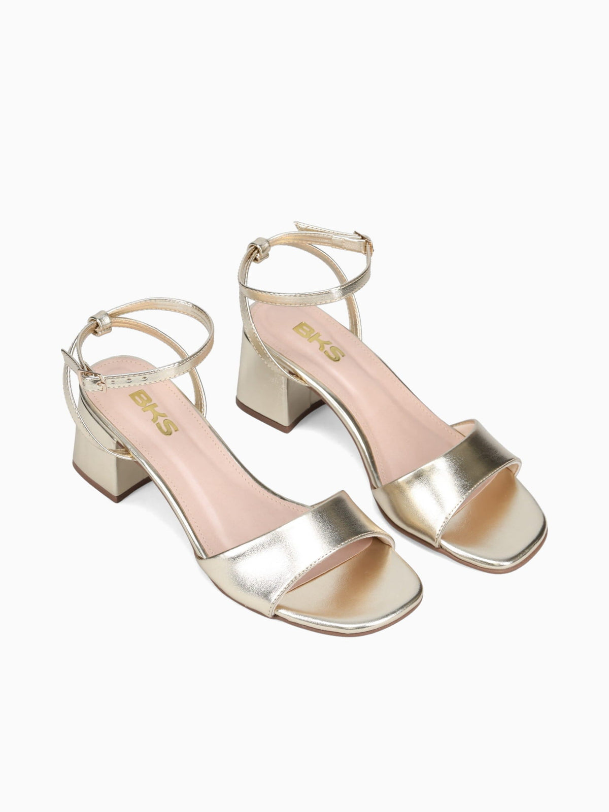 Celie Gold Metallic Black / 5 / M