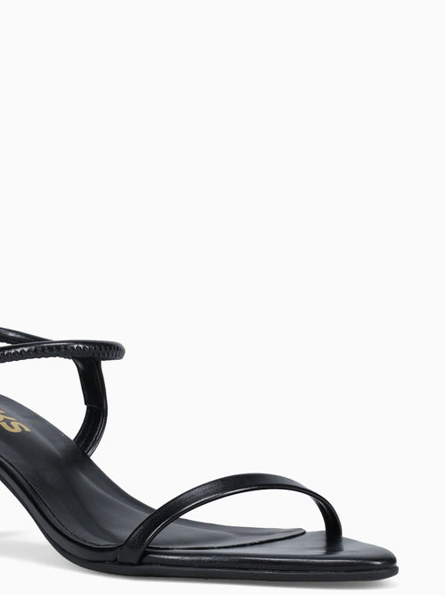 Cleo Black Smooth Black / 5 / M