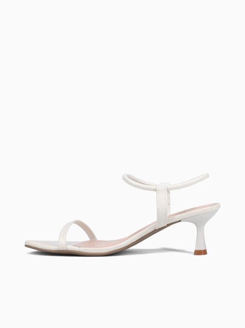 Cleo Off White Smooth Off White / 5 / M