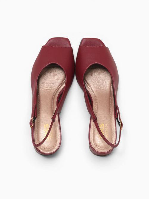 Solana Burgundy Napa Stretch Beige / 5 / M