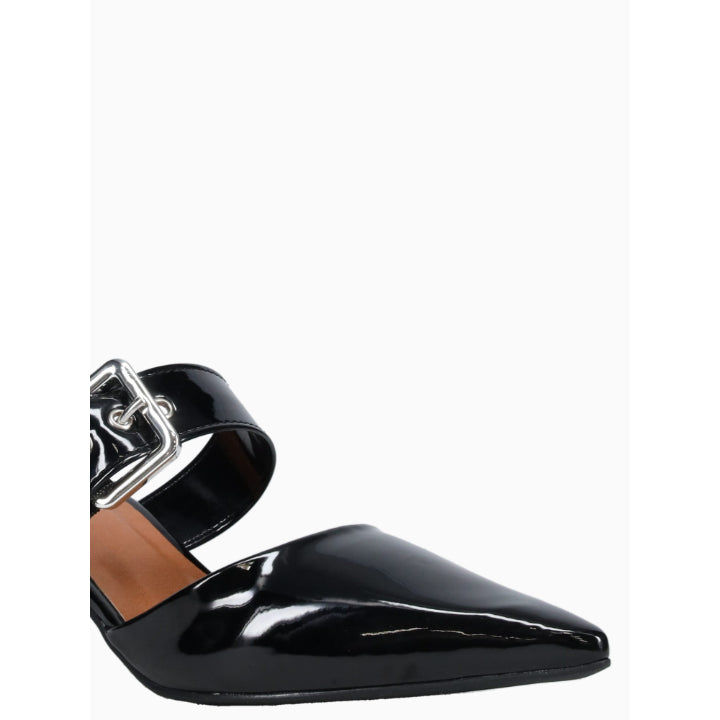 DARCY-BLACK