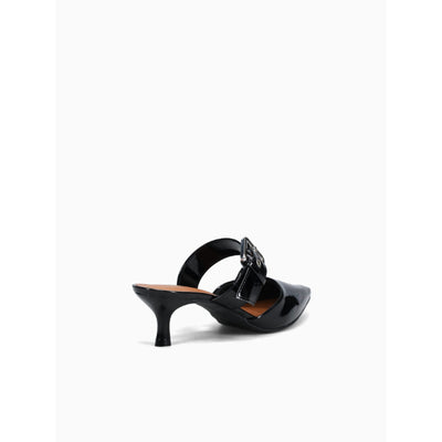 DARCY-BLACK